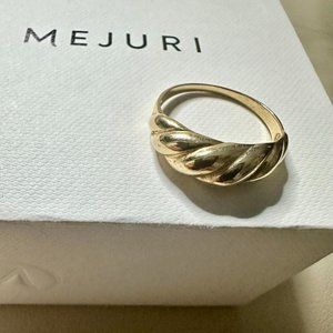 Mejuri Thin Croissant Dome Ring